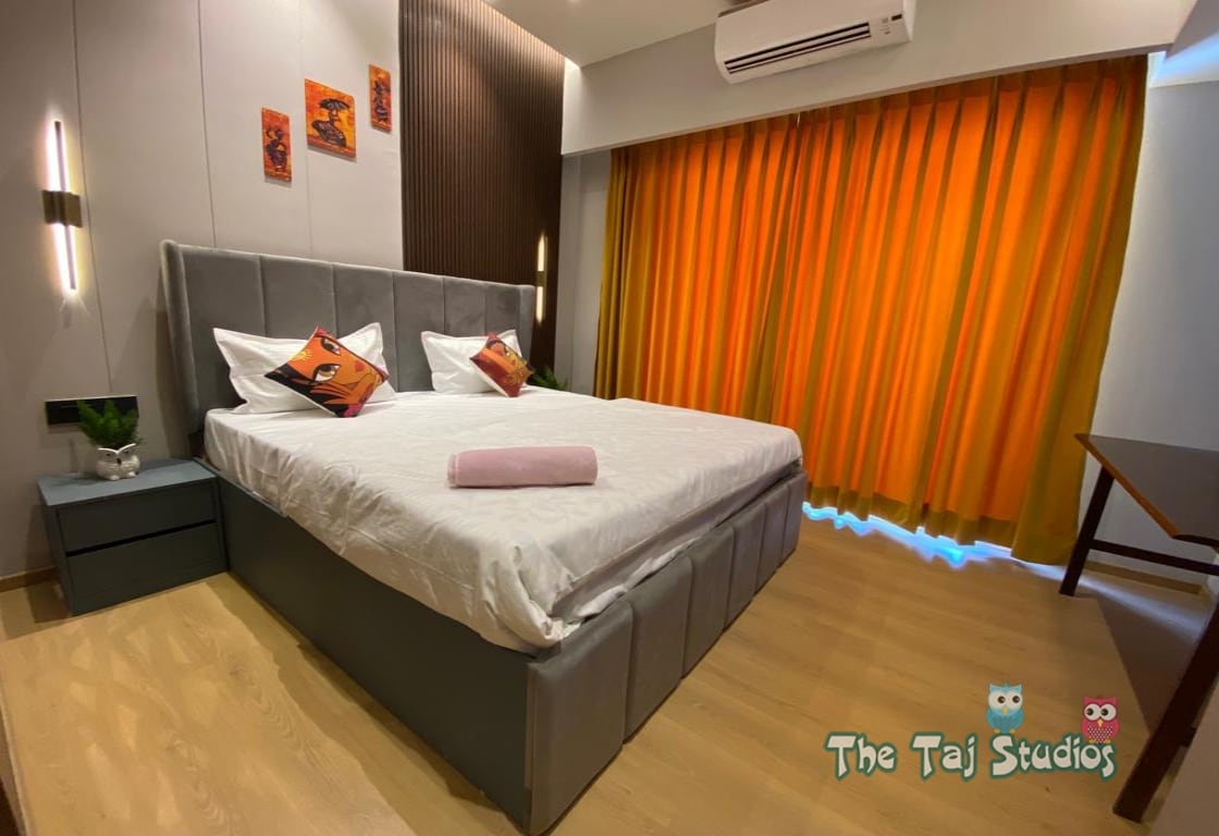 The Taj Studios-Best Luxury Stay at Blue Sapphire - Tap to explore photos
