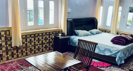 Mountain Paradise Homestay Kalpa Room Type - Room 2 Traditional Homestay by Mountain Paradise Mountain Paradise Homestay Kalpa Room Type - Room 2 Traditional Homestay by Mountain Paradise
