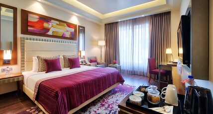 Ramada by Wyndham Gurgaon Central Room Type - 1 Queen Bed Executive Room, Non-Smoking