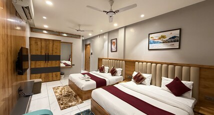 HOTEL UJJAIN PRIDE Room Type - Superior Family Suite