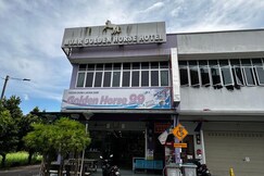 Hotel O Muar Golden Horse near Tanjung Emas Park