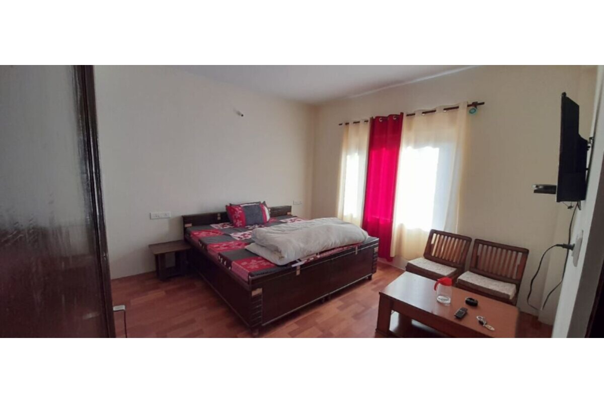 Vasutvan Homestay - Tap to explore photos