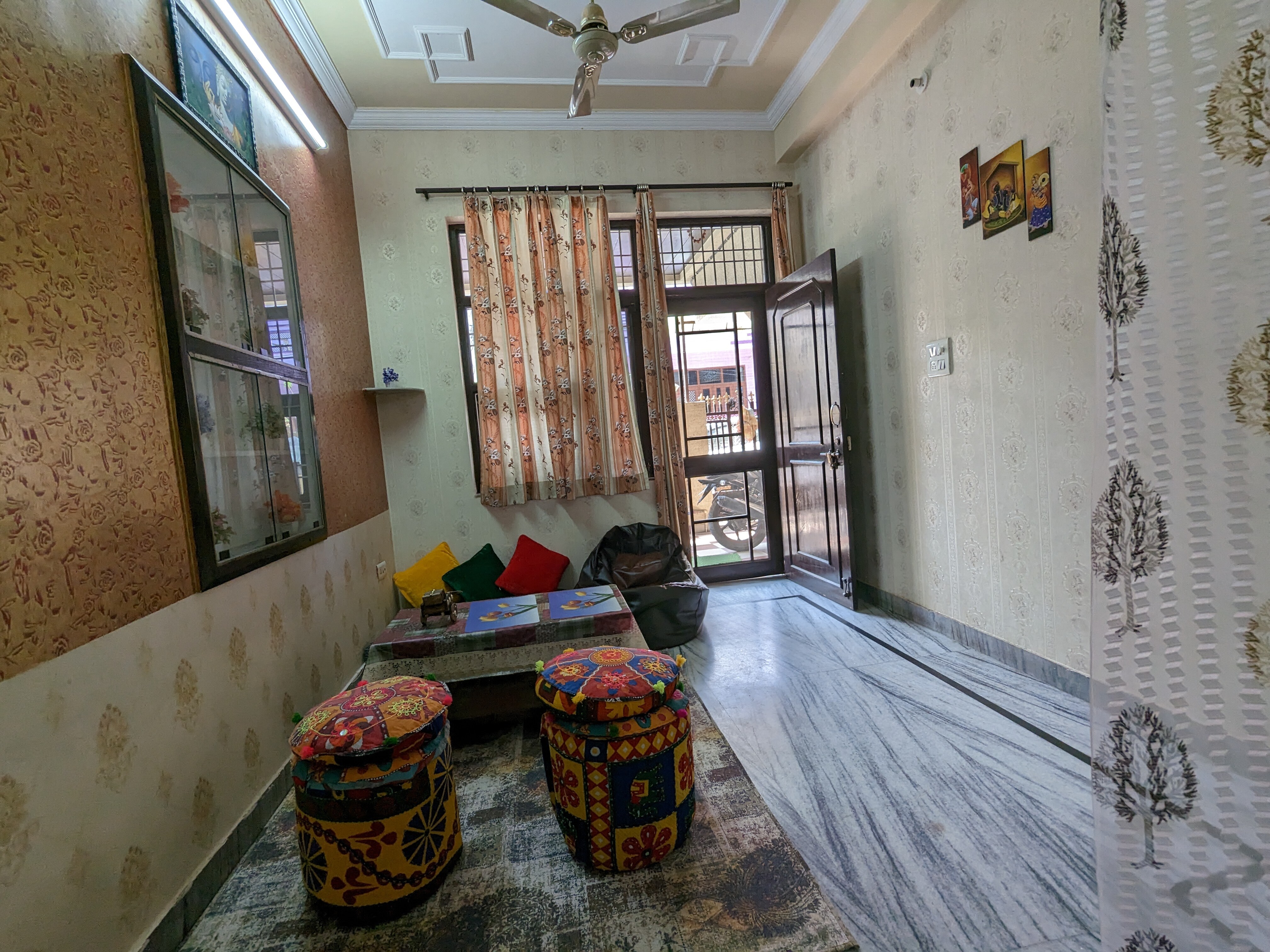 Main gallery