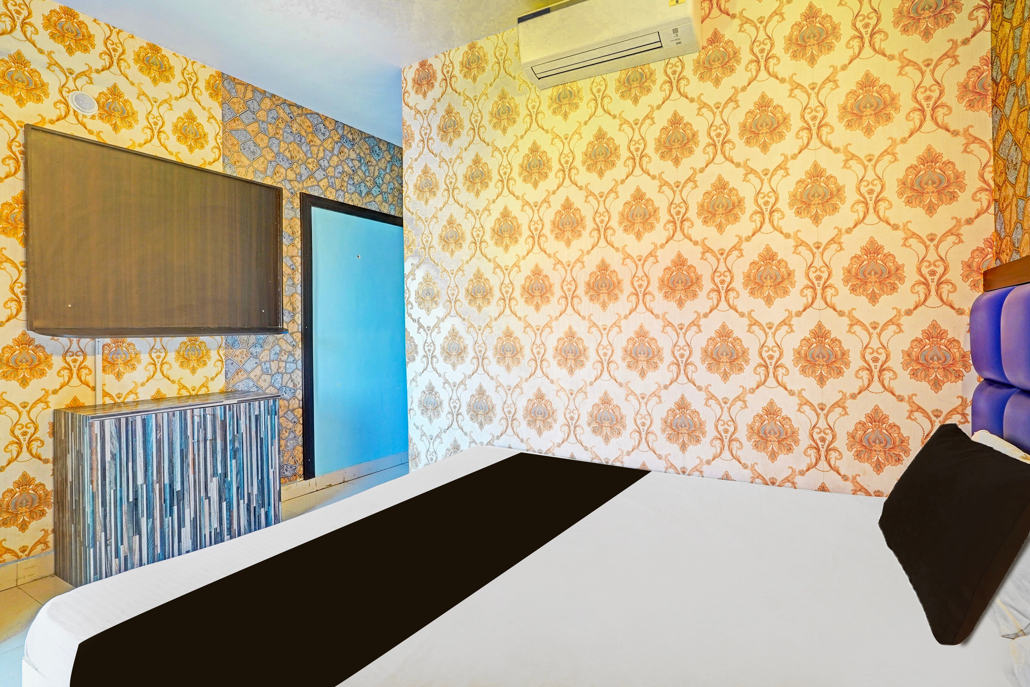 Hotel O WILD WAADI - Tap to explore photos