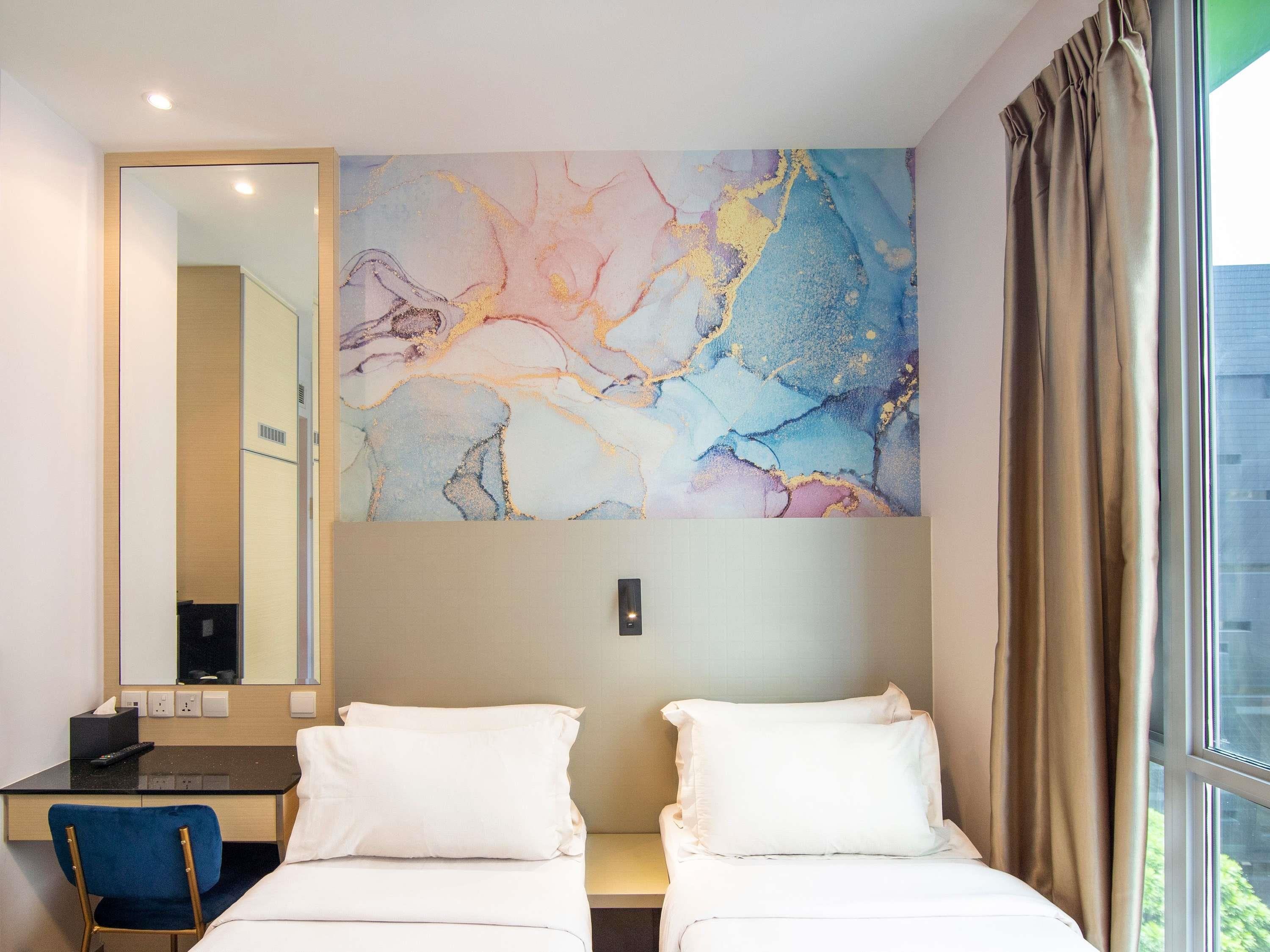 ibis Styles Singapore Albert - Tap to explore photos