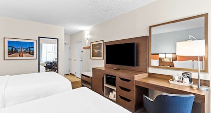 Hampton Inn Chicago-Naperville Room Type - 2 QUEEN BEDS NONSMOKING