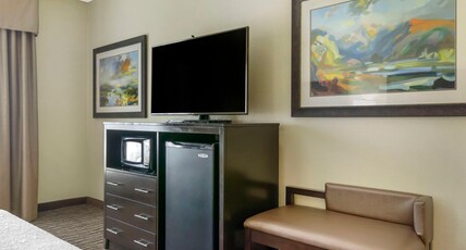 Best Western Plus Ellensburg Hotel Room Type - Accessible - 1 King, Mobility Accessible, Roll In Shower, Studio, Non-Smoking, Full Breakfast Best Western Plus Ellensburg Hotel Room Type - Accessible - 1 King, Mobility Accessible, Roll In Shower, Studio, Non-Smoking, Full Breakfast