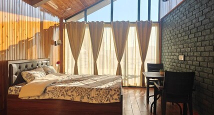 Meraki Cottage Room Type - Double Room with Balcony (3 Adults)