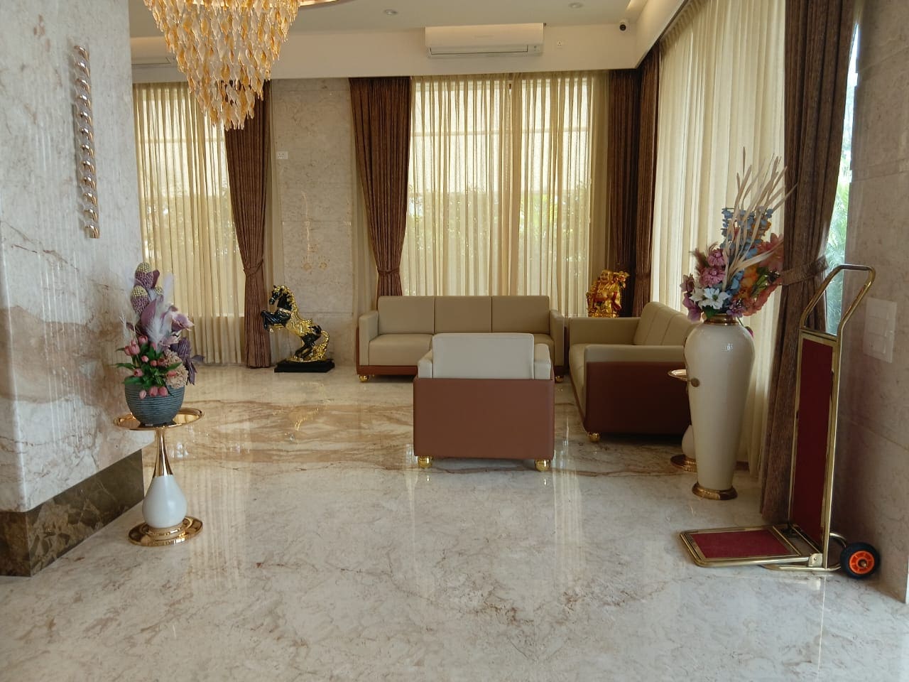 Main gallery