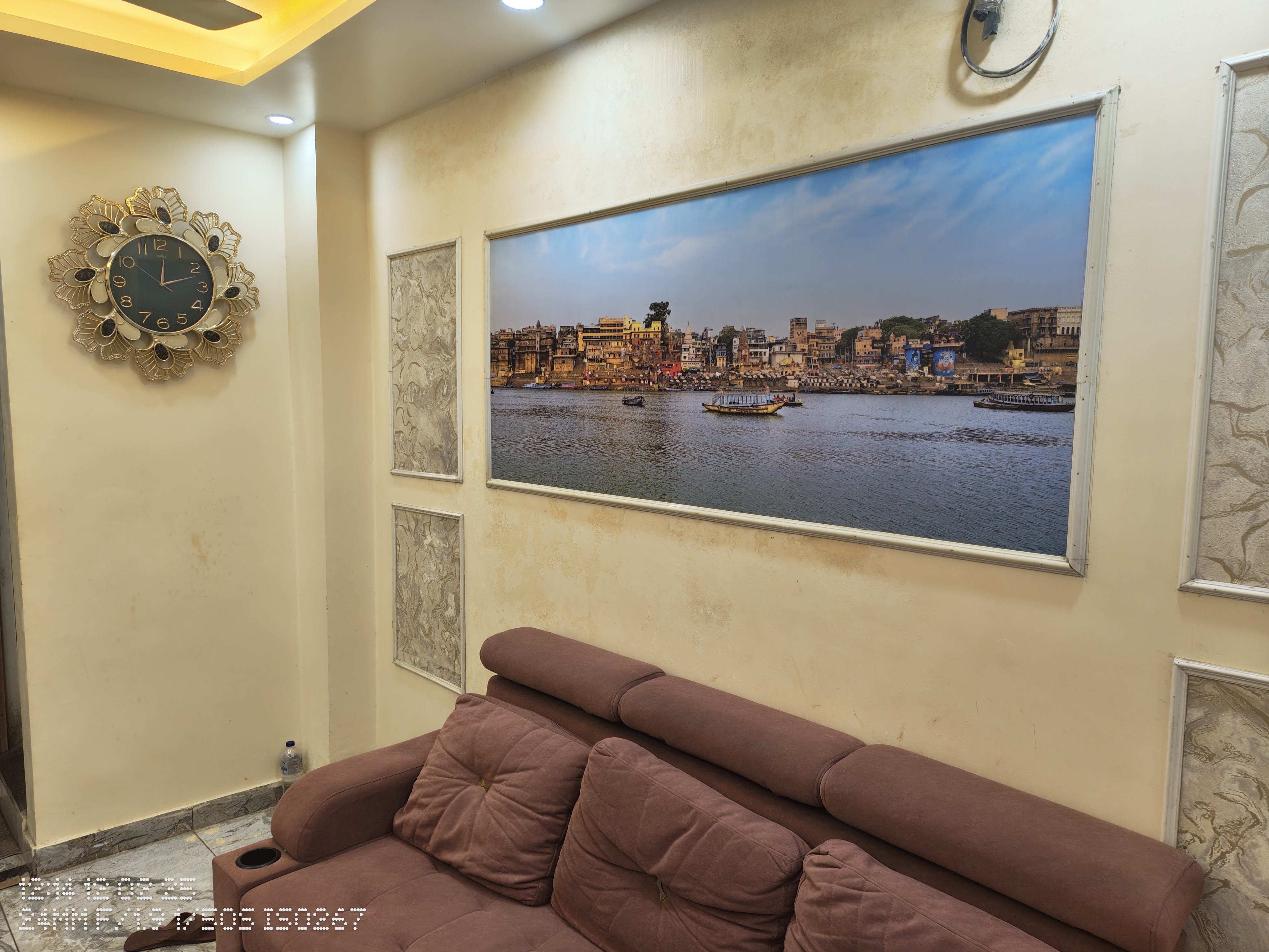 Darshan Residency | Walkable to Kashi Vishwanath Temple - Tap to explore photos