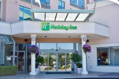 Holiday Inn Vancouver Airport