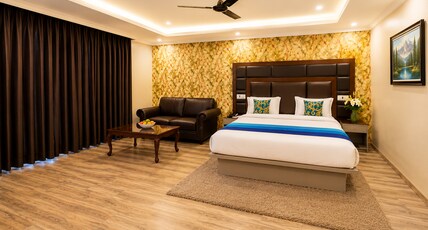German Residency, Srinagar Room Type - Suite Room with Hot and Cold AC