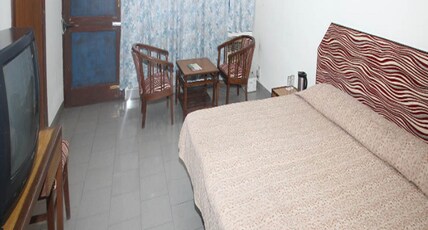 Hote Yamuna, Paonta (HPTDC ) Room Type - DBR Regular