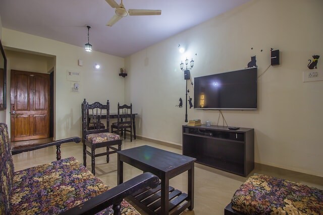 One Bedroom Apartment At Candolim - Tap to explore photos