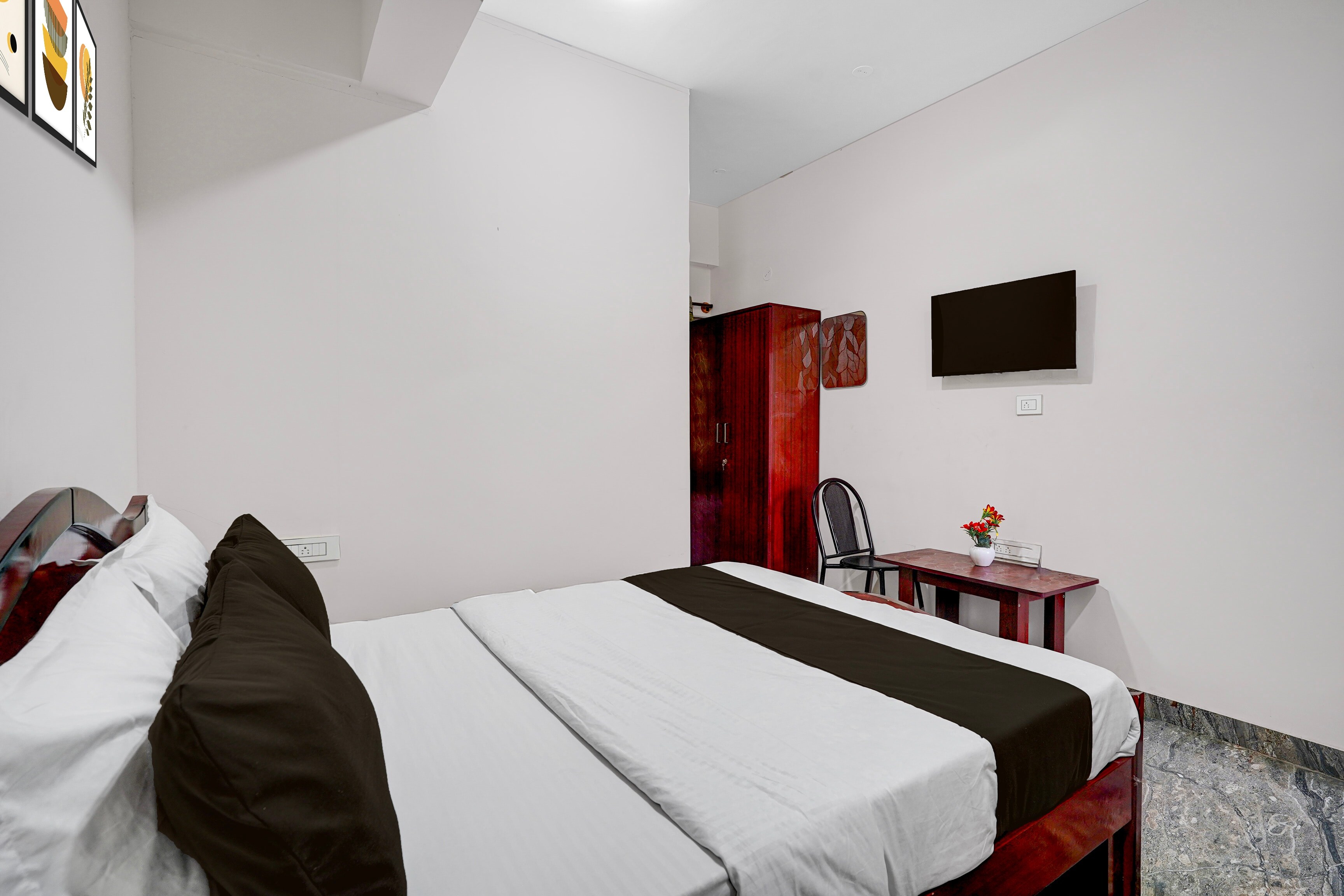 Hotel O Bhukika Residency - Tap to explore photos