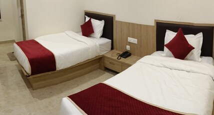 Shree Aruna Executive Inn Room Type - Deluxe Room