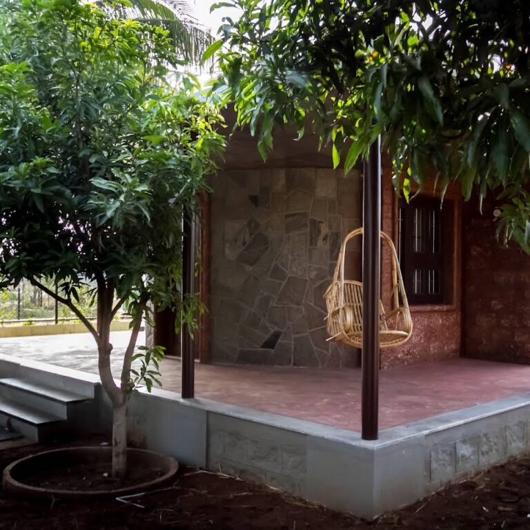 Navyya's Homestay - Tap to explore photos