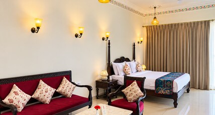 The Shakti Vilas By Trulyy Room Type - Suite with Plunge Pool and Bathtub