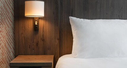 Hyatt House Leeds Room Type - 1 KING BED STUDIO SUITE WITH KITCHENETTE