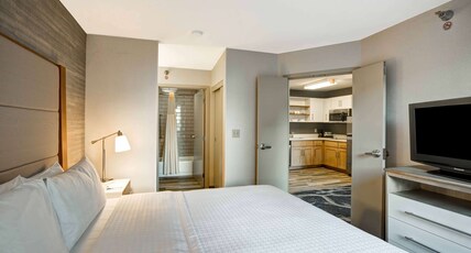 Homewood Suites by Hilton Chicago Downtown Room Type - 1KG PREMIUM 1BDRM STE NOSM
