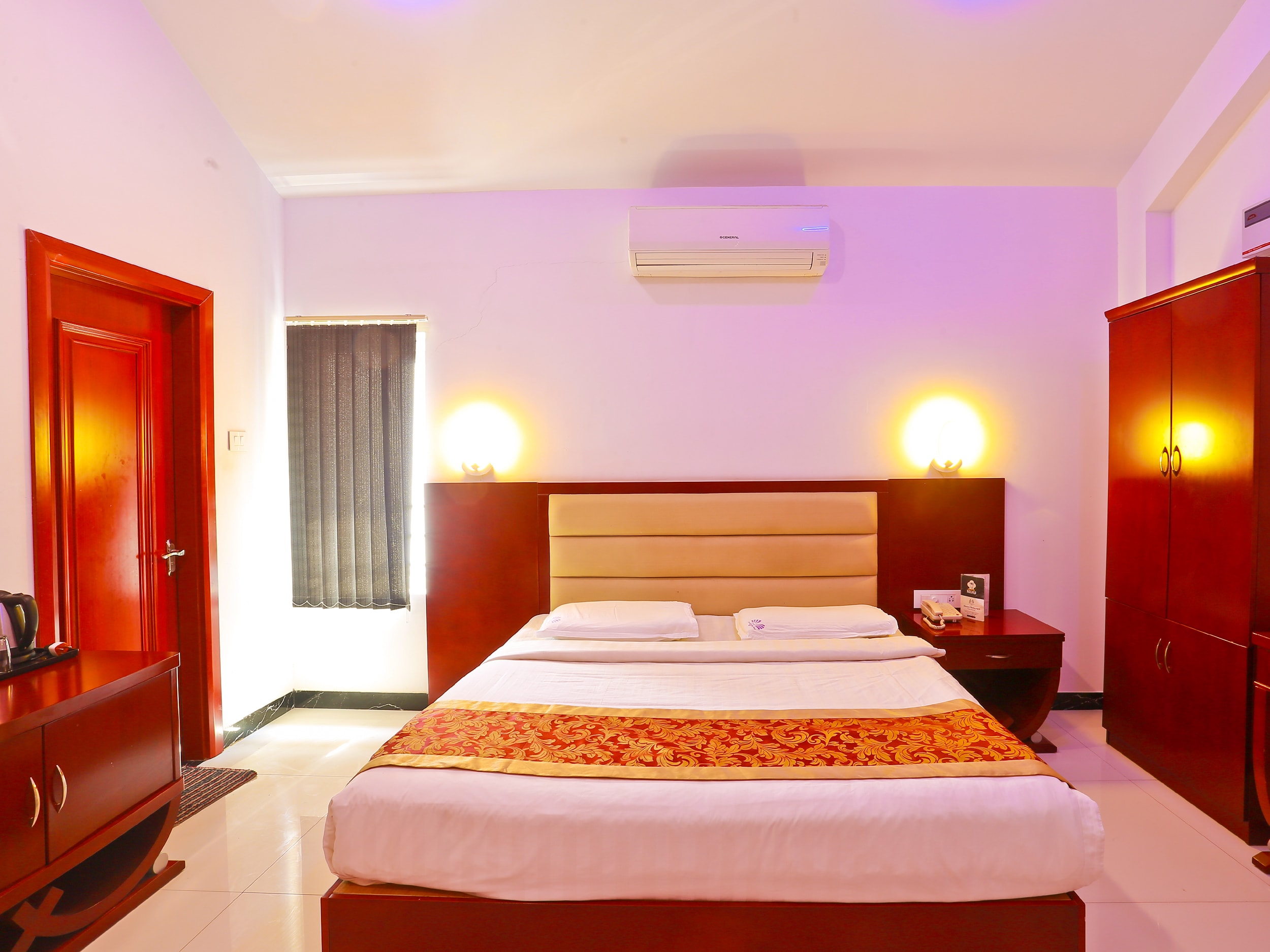 HOTEL ARADHANA INN - Tap to explore photos