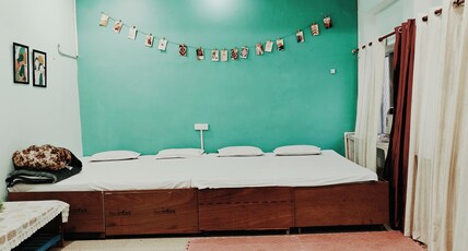 Shree Valmiki Homestay Ayodhya Room Type - Family Combo Room