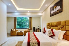 Hotel Golden Era@Near Shopprix Mall