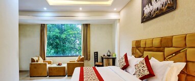 Hotel Golden Era@Near Shopprix Mall