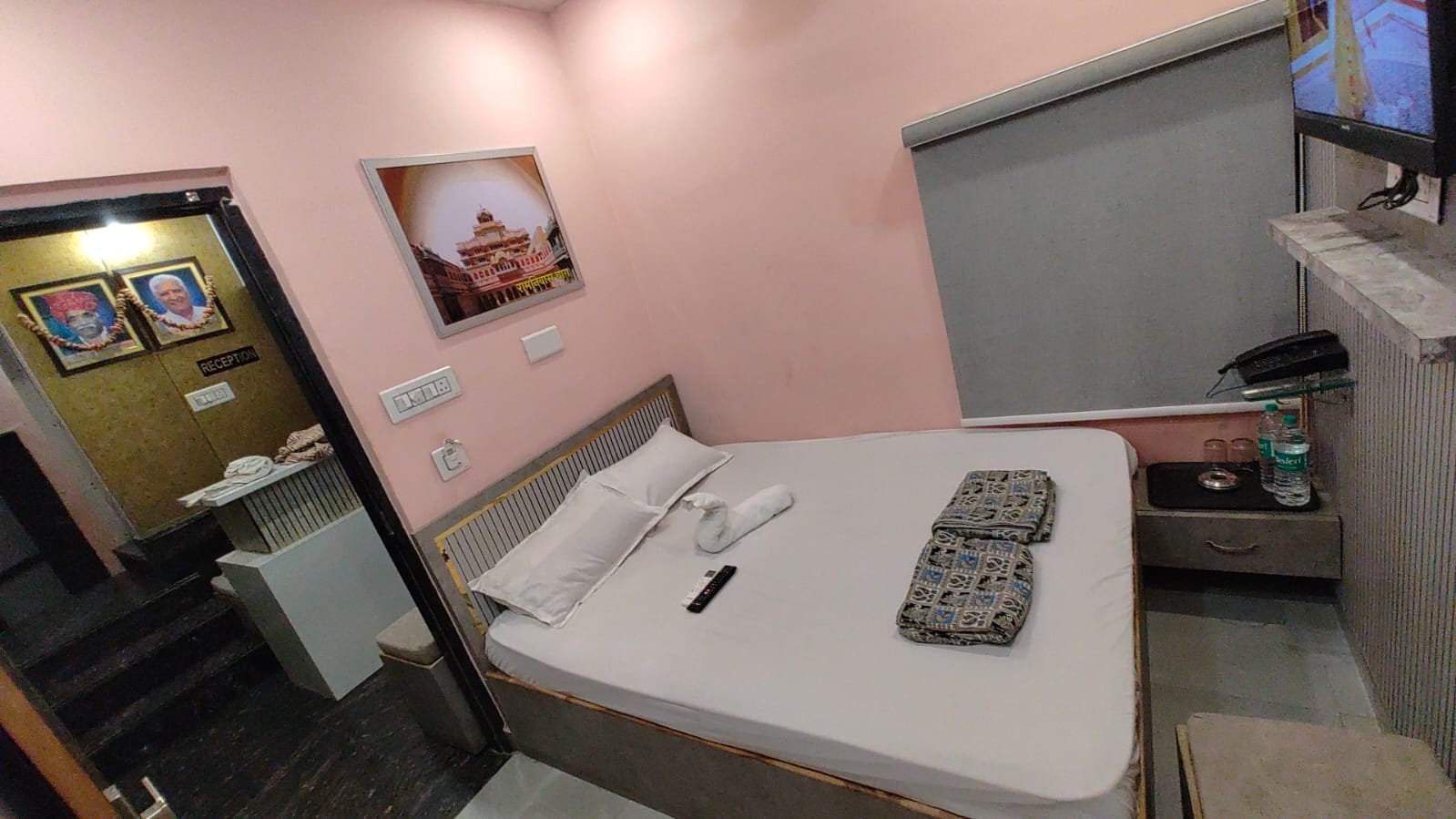 Hotel Sangam Rajhans - Tap to explore photos