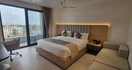 HOTEL KALYANI LANDMARK Room Type - Premium Room with City View