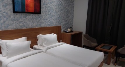 Enrise By Sayaji, Khed Shivapur Room Type - Deluxe Room