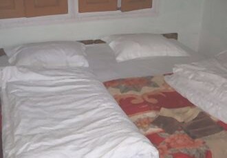 MAHEMAN GUEST HOUSE Room Type - Deluxe Room