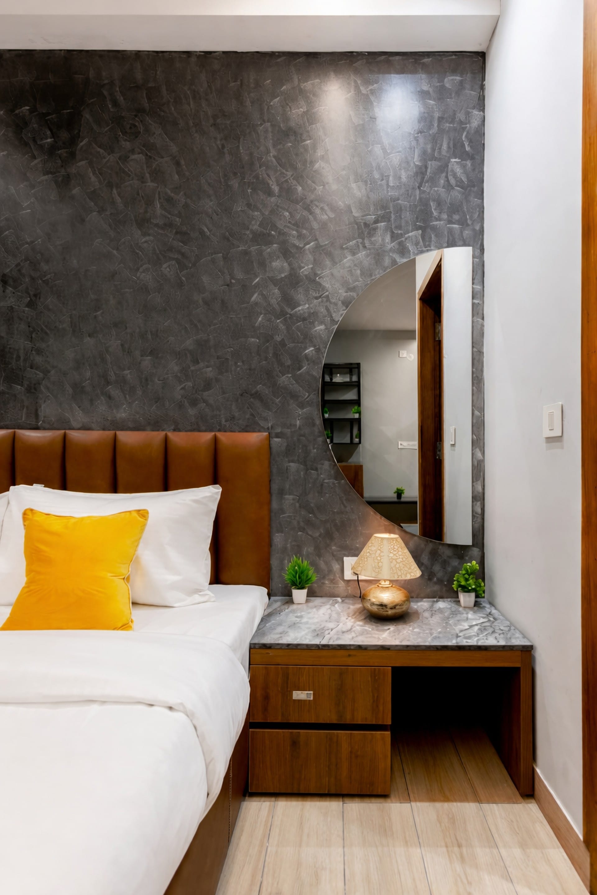 Imperial Stayz-Sohna Road - Tap to explore photos