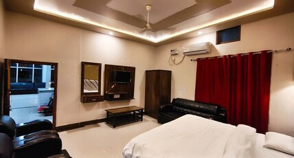Hanumant Palace Room Type - Super Deluxe Room