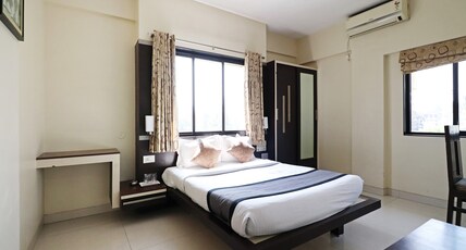Amrita Executive Hotel Room Type - Deluxe AC Room