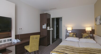 Holiday Inn Munich-Unterhaching Room Type - 1 Full Standard