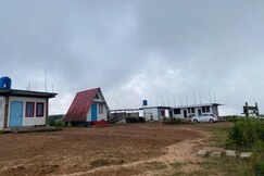 Hills & Valley Cottages and Campsite