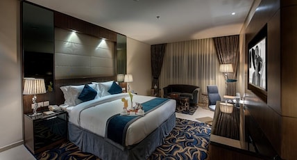 Omega Hotel, Bur Dubai Room Type - Deluxe room with Bathtub Omega Hotel, Bur Dubai Room Type - Deluxe room with Bathtub