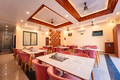 Hotel Neel Kamal.