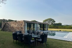 Kesar. A farm stay on the lake