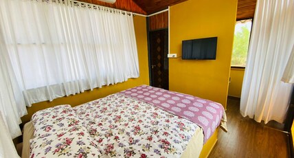 Naalakam Ayuryoga Room Type - Bhavani
