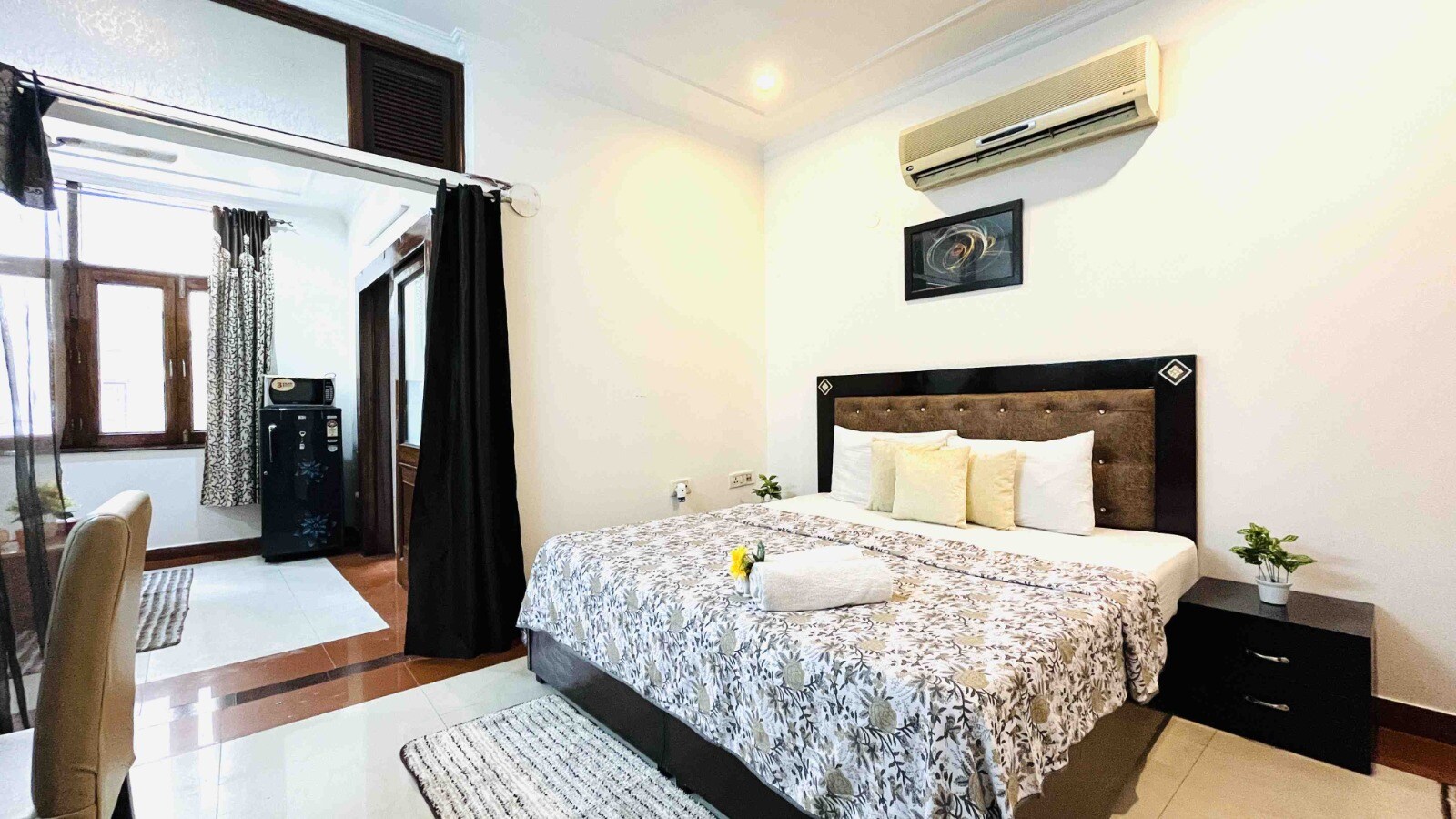 Olive Serviced Apartments (Defence Colony) - Tap to explore photos