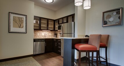 Staybridge Suites Plano - the Colony, an IHG hotel Room Type - 1 King 1 Bedroom Suite Comm Accessible