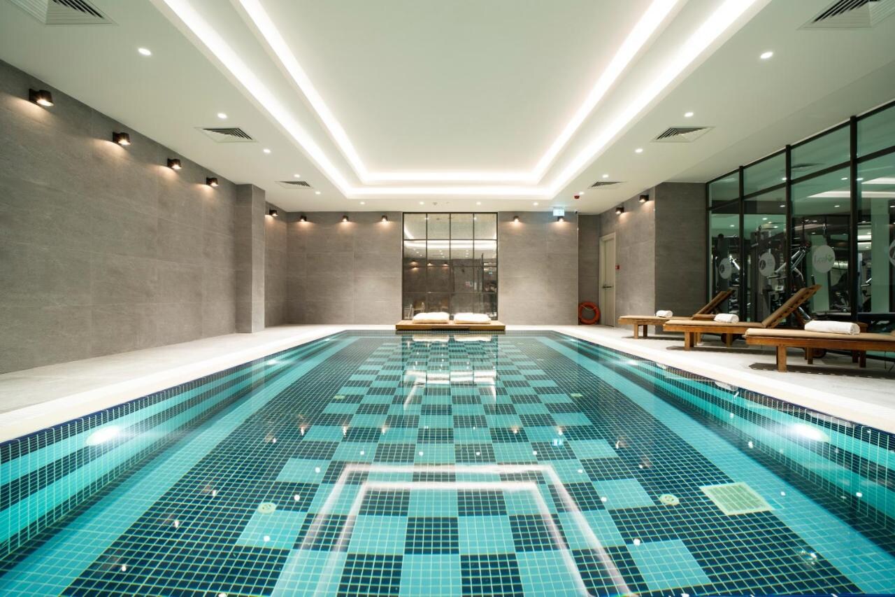Arts Hotel Taksim - Tap to explore photos