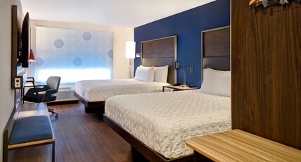 Tru by Hilton Concord Room Type - 2 QN HEARING ACCESSIBLE