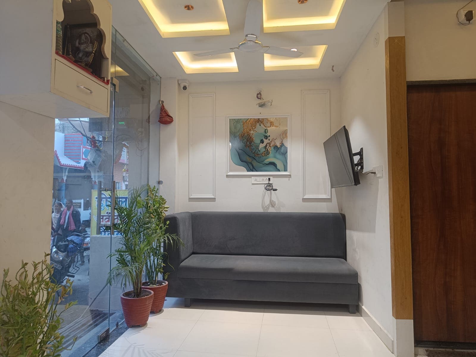 Hotel Shree Ujjain - Tap to explore photos