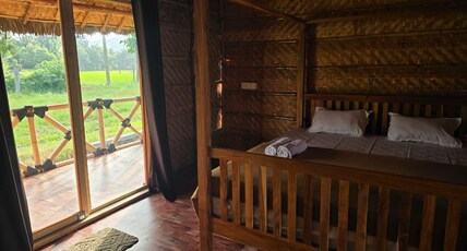 Golden Chariot Resort Room Type - Bali Cottages