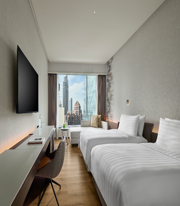 Traders Hotel Kuala Lumpur by Shangri-La - Tap to explore photos