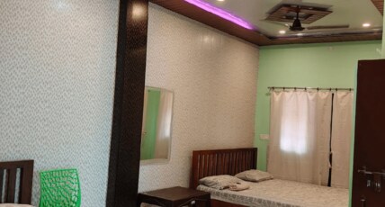 Smriti Homestay Room Type - Bedroom: 203