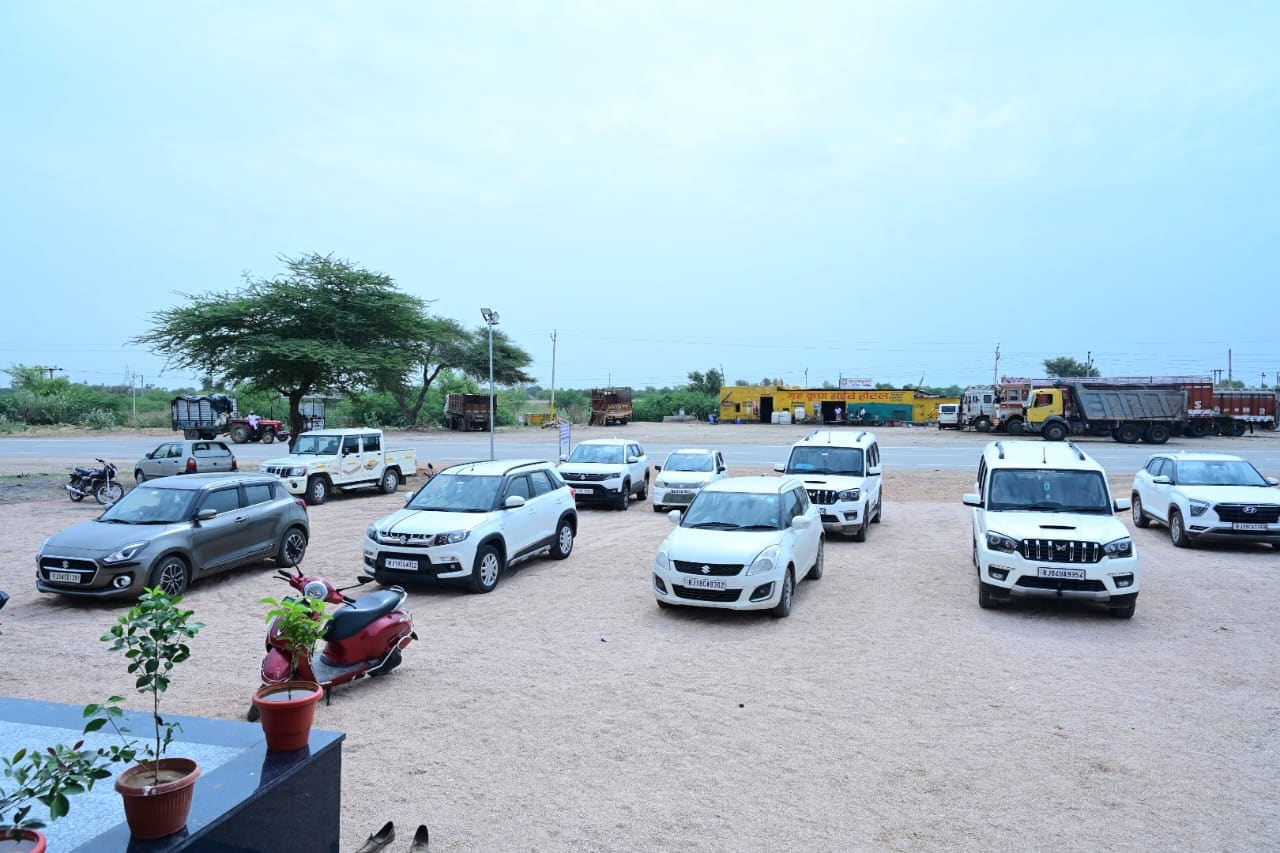 SR Hotel Restaurant & Cafe - Tap to explore photos